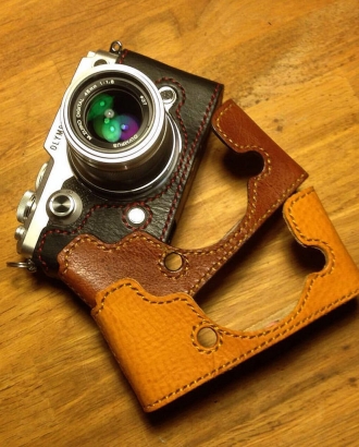 Olympus PEN-F - Kenji Leather Half Case - PEN-F PEN F halfcase